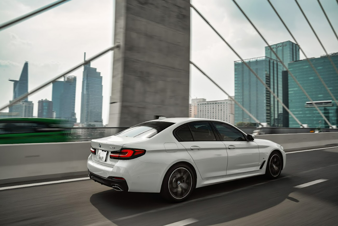 An tâm sở hữu các dòng xe BMW với ưu đãi lên đến 295 triệu đồng