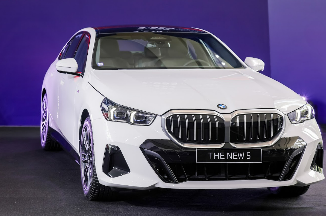 DRIVE YOUR PASSION: BMW 5 Series All New – Đột Phá Thiết Kế, Nâng Tầm Trải Nghiệm